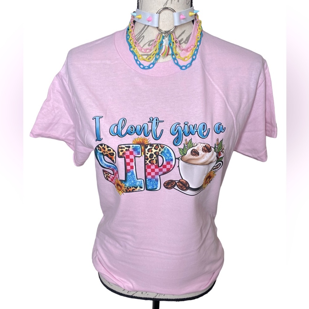 {NEW} Women’s Funny Graphic "Coffee" Tee Pink Small